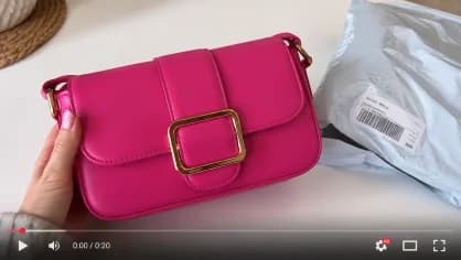 Product video attached to a support ticket